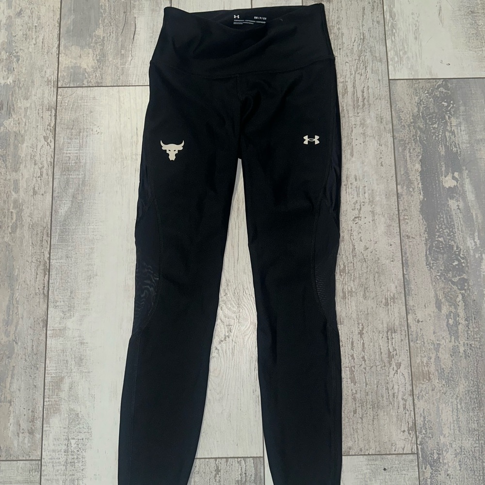 Project rock under armour workout leggings